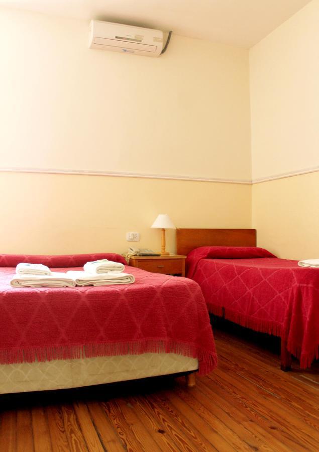 Avenida Hotel Junín Extérieur photo